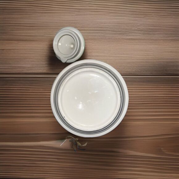 Floral Miniture Teapot Hand Painted Cream And Light Green Butterly Flowers 4.5" - Picture 9 of 9